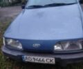 Синий Форд Сиерра, объемом двигателя 2 л и пробегом 250 тыс. км за 710 $, фото 3 на Automoto.ua