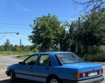 Синий Форд Сиерра, объемом двигателя 2 л и пробегом 250 тыс. км за 900 $, фото 3 на Automoto.ua