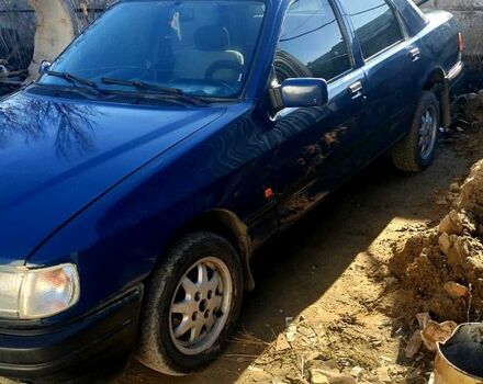 Синий Форд Сиерра, объемом двигателя 2 л и пробегом 200 тыс. км за 1400 $, фото 3 на Automoto.ua