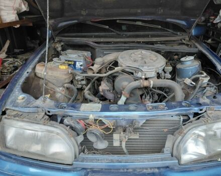 Синий Форд Сиерра, объемом двигателя 2 л и пробегом 300 тыс. км за 600 $, фото 11 на Automoto.ua