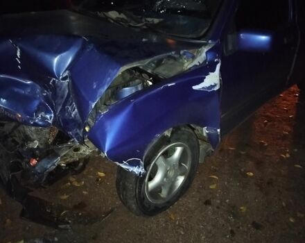 Синий Форд Сиерра, объемом двигателя 2 л и пробегом 455 тыс. км за 369 $, фото 3 на Automoto.ua