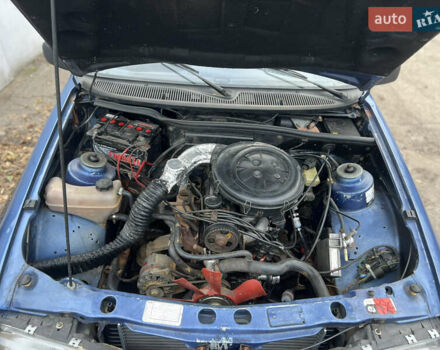 Синий Форд Сиерра, объемом двигателя 2 л и пробегом 149 тыс. км за 850 $, фото 6 на Automoto.ua