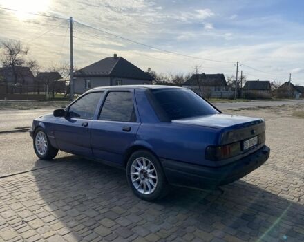 Синій Форд Сієрра, об'ємом двигуна 2 л та пробігом 300 тис. км за 750 $, фото 3 на Automoto.ua