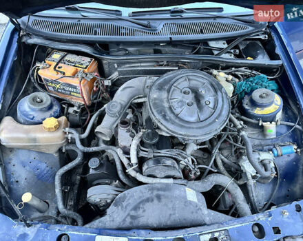 Синий Форд Сиерра, объемом двигателя 1.99 л и пробегом 850 тыс. км за 1800 $, фото 10 на Automoto.ua