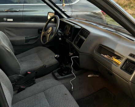 Синий Форд Сиерра, объемом двигателя 1.99 л и пробегом 40 тыс. км за 1150 $, фото 9 на Automoto.ua