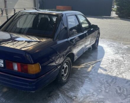 Синій Форд Сієрра, об'ємом двигуна 1.8 л та пробігом 3 тис. км за 500 $, фото 4 на Automoto.ua