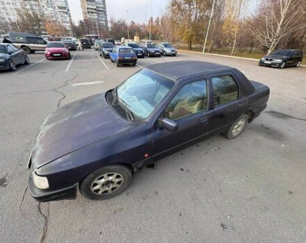 Синий Форд Сиерра, объемом двигателя 1.8 л и пробегом 250 тыс. км за 599 $, фото 3 на Automoto.ua