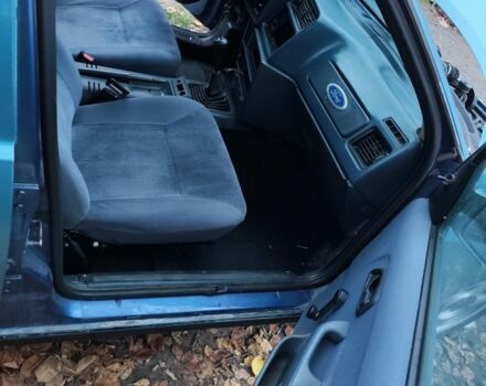 Синий Форд Сиерра, объемом двигателя 2 л и пробегом 200 тыс. км за 800 $, фото 5 на Automoto.ua