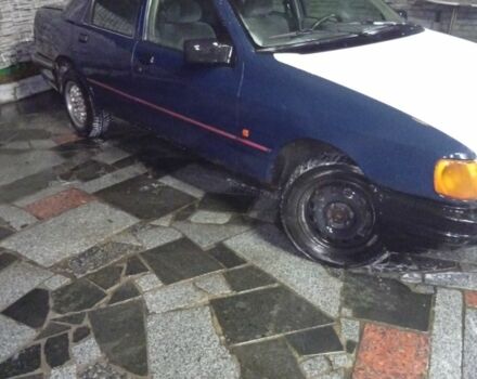 Синій Форд Сієрра, об'ємом двигуна 1.8 л та пробігом 100 тис. км за 654 $, фото 2 на Automoto.ua