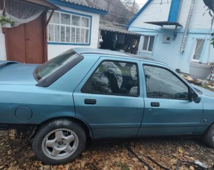 Синий Форд Сиерра, объемом двигателя 2 л и пробегом 200 тыс. км за 800 $, фото 2 на Automoto.ua
