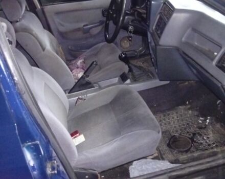 Синій Форд Сієрра, об'ємом двигуна 1.8 л та пробігом 100 тис. км за 654 $, фото 4 на Automoto.ua