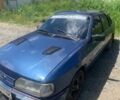 Синий Форд Сиерра, объемом двигателя 2 л и пробегом 120 тыс. км за 957 $, фото 4 на Automoto.ua