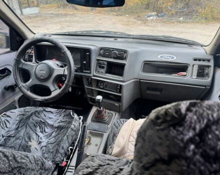 Синий Форд Сиерра, объемом двигателя 2 л и пробегом 100 тыс. км за 450 $, фото 4 на Automoto.ua