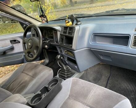 Синий Форд Сиерра, объемом двигателя 1.6 л и пробегом 61 тыс. км за 700 $, фото 13 на Automoto.ua