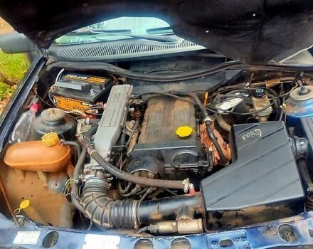 Синій Форд Сієрра, об'ємом двигуна 2 л та пробігом 50 тис. км за 750 $, фото 8 на Automoto.ua