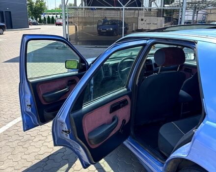 Синій Форд Сієрра, об'ємом двигуна 2 л та пробігом 300 тис. км за 1350 $, фото 4 на Automoto.ua