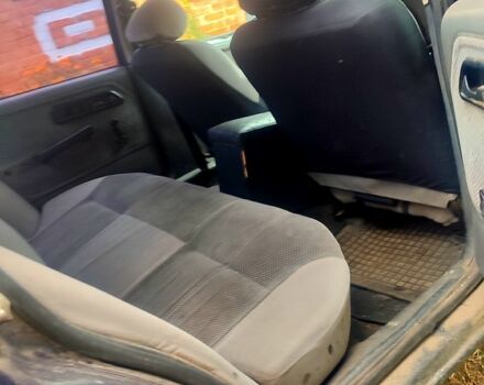 Синій Форд Сієрра, об'ємом двигуна 2 л та пробігом 50 тис. км за 750 $, фото 4 на Automoto.ua