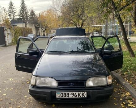 Синий Форд Сиерра, объемом двигателя 1.6 л и пробегом 61 тыс. км за 700 $, фото 2 на Automoto.ua