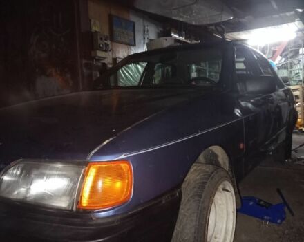 Синий Форд Сиерра, объемом двигателя 2 л и пробегом 150 тыс. км за 850 $, фото 4 на Automoto.ua