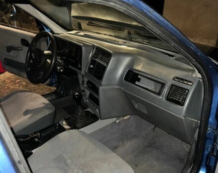 Синій Форд Сієрра, об'ємом двигуна 2 л та пробігом 200 тис. км за 300 $, фото 5 на Automoto.ua