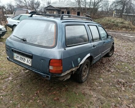 Синий Форд Сиерра, объемом двигателя 2 л и пробегом 150 тыс. км за 497 $, фото 2 на Automoto.ua