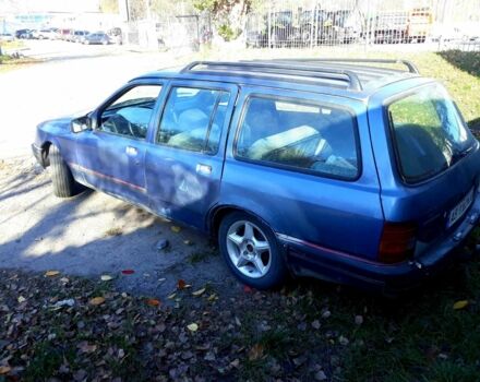 Синий Форд Сиерра, объемом двигателя 2 л и пробегом 300 тыс. км за 600 $, фото 1 на Automoto.ua