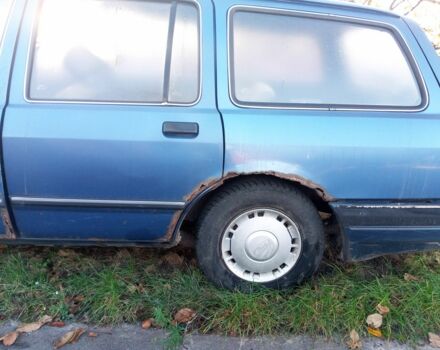 Синий Форд Сиерра, объемом двигателя 0 л и пробегом 150 тыс. км за 500 $, фото 3 на Automoto.ua