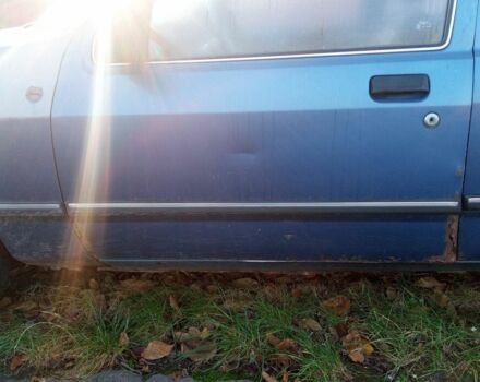 Синий Форд Сиерра, объемом двигателя 0 л и пробегом 150 тыс. км за 500 $, фото 2 на Automoto.ua