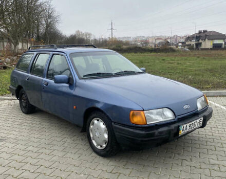 Синий Форд Сиерра, объемом двигателя 2 л и пробегом 300 тыс. км за 903 $, фото 1 на Automoto.ua