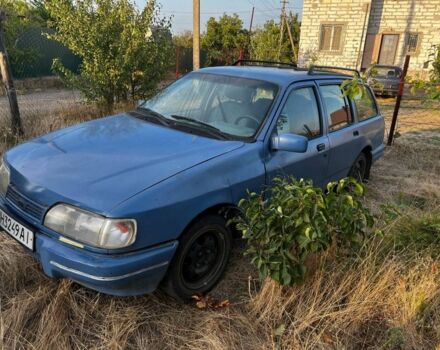 Синий Форд Сиерра, объемом двигателя 2 л и пробегом 1000 тыс. км за 477 $, фото 1 на Automoto.ua