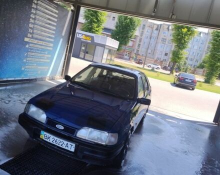 Синий Форд Сиерра, объемом двигателя 2 л и пробегом 17 тыс. км за 800 $, фото 2 на Automoto.ua