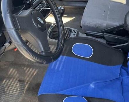 Синий Форд Сиерра, объемом двигателя 1.99 л и пробегом 350 тыс. км за 999 $, фото 7 на Automoto.ua