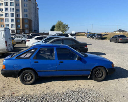 Синій Форд Сієрра, об'ємом двигуна 2 л та пробігом 300 тис. км за 1400 $, фото 8 на Automoto.ua
