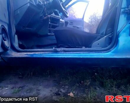 Синий Форд Сиерра, объемом двигателя 2.3 л и пробегом 0 тыс. км за 710 $, фото 4 на Automoto.ua