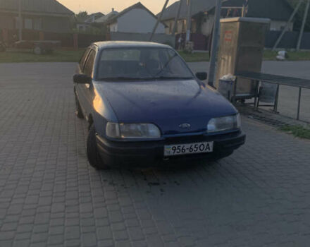 Синій Форд Сієрра, об'ємом двигуна 1.8 л та пробігом 200 тис. км за 600 $, фото 1 на Automoto.ua
