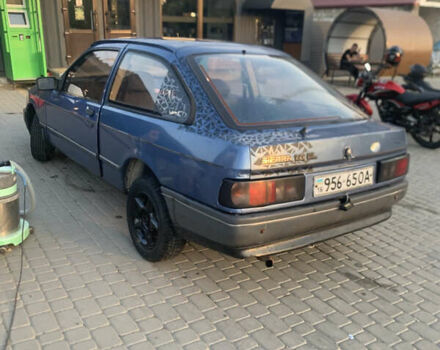 Синій Форд Сієрра, об'ємом двигуна 1.8 л та пробігом 200 тис. км за 600 $, фото 2 на Automoto.ua