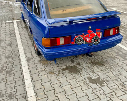 Синий Форд Сиерра, объемом двигателя 0 л и пробегом 30 тыс. км за 950 $, фото 1 на Automoto.ua