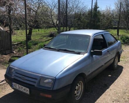 Синій Форд Сієрра, об'ємом двигуна 1.6 л та пробігом 170 тис. км за 531 $, фото 1 на Automoto.ua