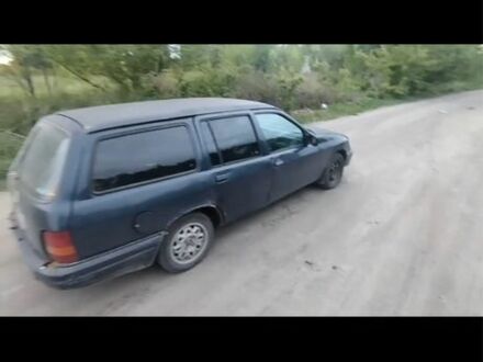 Форд Сиерра 1987 в Боярка на Automoto.ua Синий Форд Сиерра, объемом двигателя 2 л и пробегом 200 тыс. км за 363 $, фото 1 на Automoto.ua
