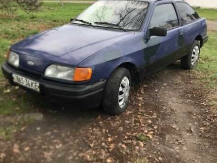 Синий Форд Сиерра, объемом двигателя 2 л и пробегом 270 тыс. км за 609 $, фото 1 на Automoto.ua