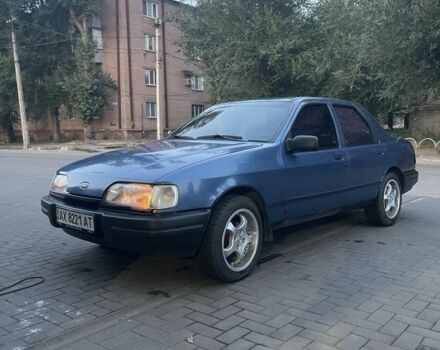 Синий Форд Сиерра, объемом двигателя 1.8 л и пробегом 240 тыс. км за 800 $, фото 1 на Automoto.ua
