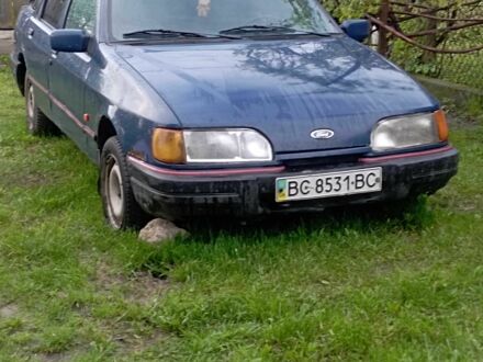 Синий Форд Сиерра, объемом двигателя 1.8 л и пробегом 1000 тыс. км за 474 $, фото 1 на Automoto.ua