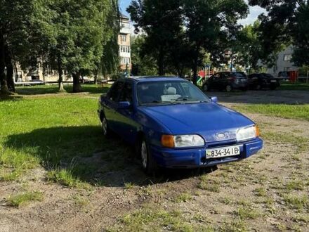 Форд Сиерра 1989 в Надворной на Automoto.ua Синий Форд Сиерра, объемом двигателя 2 л и пробегом 80 тыс. км за 1500 $, фото 1 на Automoto.ua
