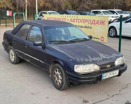 Синий Форд Сиерра, объемом двигателя 1.8 л и пробегом 250 тыс. км за 599 $, фото 1 на Automoto.ua