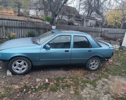 Синий Форд Сиерра, объемом двигателя 2 л и пробегом 200 тыс. км за 800 $, фото 1 на Automoto.ua