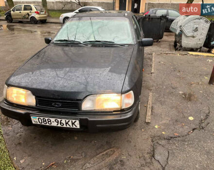 Синий Форд Сиерра, объемом двигателя 1.8 л и пробегом 250 тыс. км за 700 $, фото 1 на Automoto.ua