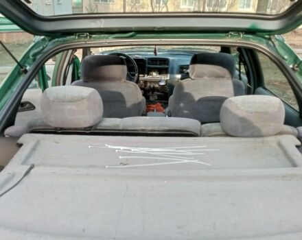 Зелений Форд Сієрра, об'ємом двигуна 1.6 л та пробігом 200 тис. км за 1799 $, фото 5 на Automoto.ua