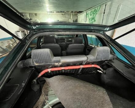 Зеленый Форд Сиерра, объемом двигателя 2 л и пробегом 450 тыс. км за 500 $, фото 7 на Automoto.ua