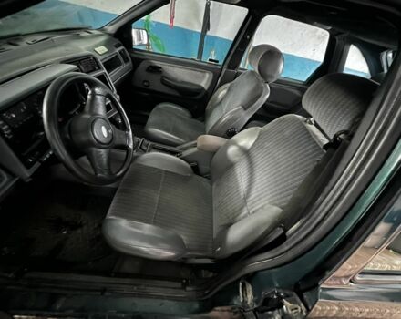 Зеленый Форд Сиерра, объемом двигателя 2 л и пробегом 450 тыс. км за 500 $, фото 6 на Automoto.ua