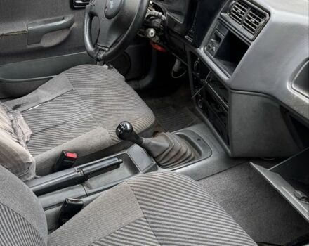 Форд Сиерра 1988 в Черкассах на Automoto.ua Зеленый Форд Сиерра, объемом двигателя 1.8 л и пробегом 200 тыс. км за 270 $, фото 3 на Automoto.ua